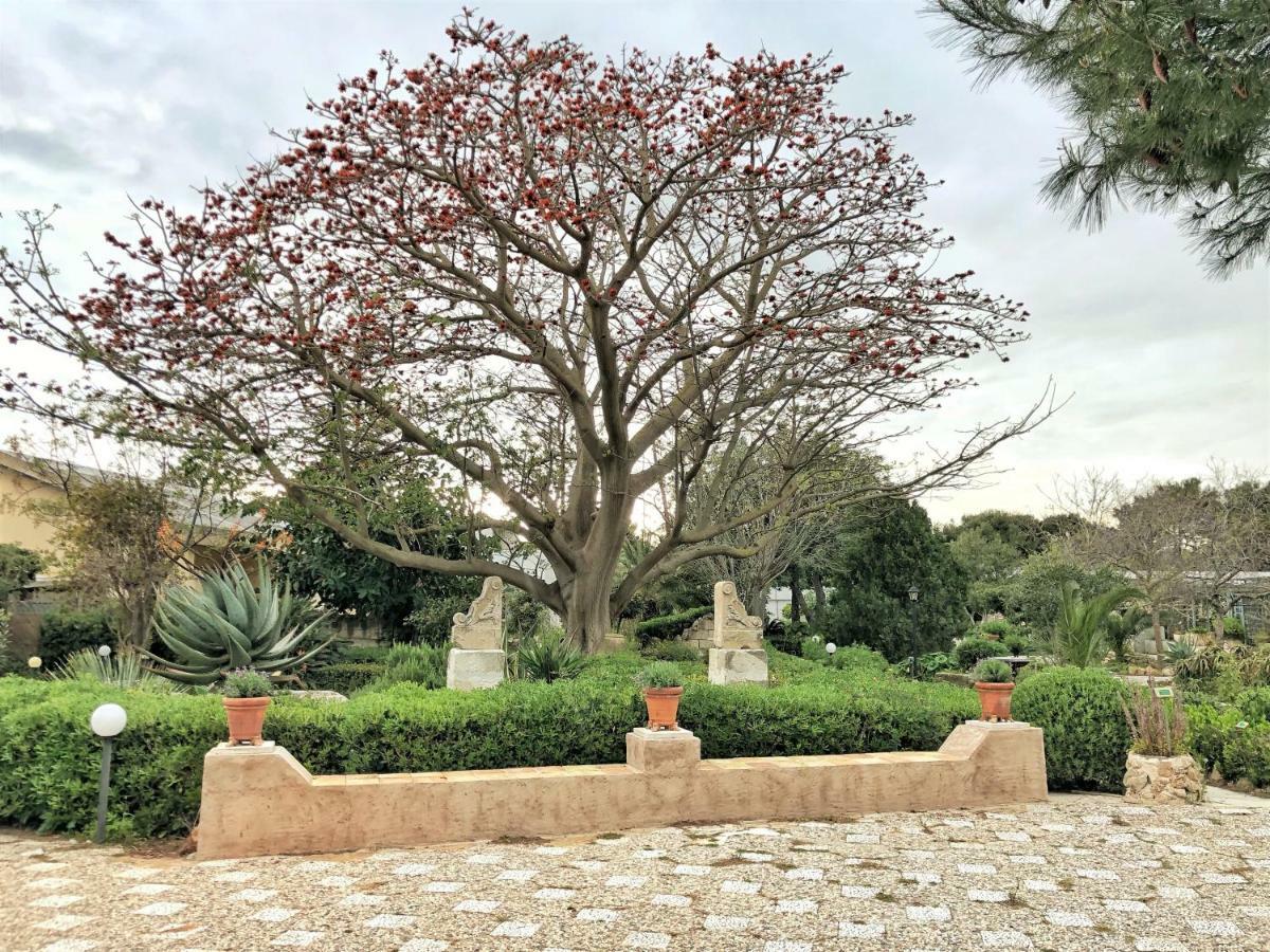 شقة Giardino Dell'Impossibile Di Antonino Campo فافينانا المظهر الخارجي الصورة